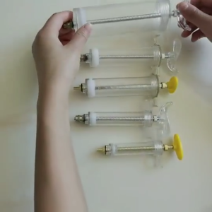 ไซริงค์ป้อนนก ที่ป้อนอาหารลูกนก ไซริงค์ป้อนนก ไซริงค์ป้อนอาหารนกแก้ว พร้อมสายต่อ 10 มล. 20 มล.