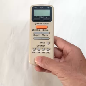 Điều khiển điều hòa TOSHIBA Mã 04 remote máy lạnh TOSHIBA - Tặng kèm pin - Tạp Hoá Lee