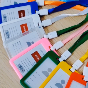 ร้านไทยSiamGift บัตร PP สายคล้องคอ กรอบ ใส่ บัตร ซอง ใส่ บัตรพนักงาน สีสันสดใส พร้อมส่ง ใช้หน้าเล็กน้อย ความหมาย 1,500 ซ่อม