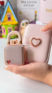 Loa Bluetooth Divoom Lovelock Pink công suất 5W kiểu dáng dễ thương