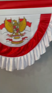 BACKGROUND GARUDA REMPEL 10 GLOMBANG 7 METER