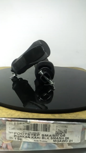 KARET STEP BELAKANG FOOTSTEP SMASH 2006 SHOGUN 125 AXELO TITAN MERK WIN