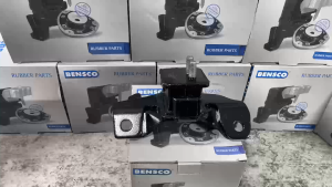 ENGINE MOUNTING DUDUKAN MONTING MESIN RH KANAN ISUZU D-MAX DMAX D MAX 2013 2014 2015 2016 2017 2018 2019 PART NUMBER 8-98250-592-0 ORIGINAL MERK BENSCO