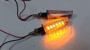 ไฟเลี้ยว F43 MSX Mslaz Cbr Zoomerx เเละรุ่นอื่นๆ