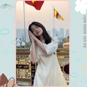 Áo dài cách tân dáng suông trơn dáng lửng chất liệu gấm hoạ tiết cổ tròn mặc dịp tết đi chơi lễ hội