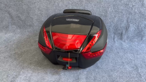 Thùng Sau Xe Motor Xe Máy Cao Cấp 42lit Dài 43cm Rộng 53cm Cao 32cm