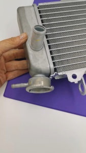 YAMAHA LC135 RADIATOR COOLANT TANK TANGKI AIR 100% ORIGINAL LC135 TANGKI AIR RADIATOR 5YP-E2461-00