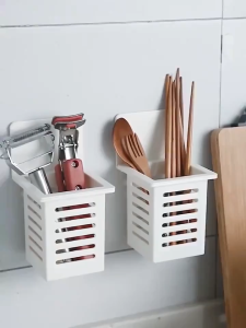 3Pcs Multifunctional Wall-mounted Storage Basket Cutlery Drain Rack Kitchen Chopsticks Spoon Drain Basket Tableware Organizer Bathroom Cosmetic Brush Storage Box