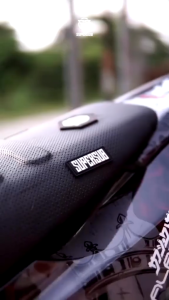SUPERSUB - Cover Bungkus Jok Motor Trail Supermoto Enduro WATERPROOF warna  Hitam Black