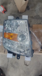 Đèn pha xe tải lắp cho xe tải Auman 4 chân 5 chân C340 đầu kéo CM21-1001. hàng đẹp