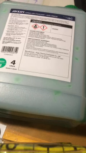 Bình Nước màu xanh lá làm Mát Động Cơ tản nhiệt giải két nước máy xe hơi Ô TÔ Prestone 4L 3.78l hàng nhập Mỹ USA