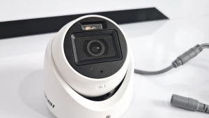 Hikvision DS-2CE76D0T-LMFS กล้องวงจรปิดความละเอียด 2 ล้านพิกเซล 2 MP Fixed Turret Camera เลนส์ 3.6mm 2 ตัว (แพ็คคู่)