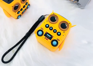 Compact Cute Mini Bluetooth Speaker Desktop Decoration Support TF Card FM Radio TWS Portable Wireless BT Music Player Soundbox