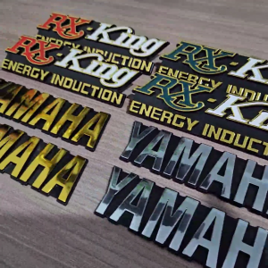 Sepasang Logo Emblem Yamaha RX King Logo Emblem Box Aki RX King Set