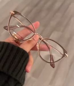 Fashionable European and American Retro Photochromic Butterfly Gradient 0-400 Graded Glasses for Nearsighted Cat Eye