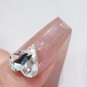 Aksesoris Kuku Berlian Merah Muda Kristal Bentuk Tidak Beraturan Super Berkilau Warna Merah Muda Muda dan Champagne Campuran