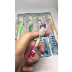 Combo 4 Bàn chải đánh răng PIH lông bàn chải mềm mịn tiện dụng
