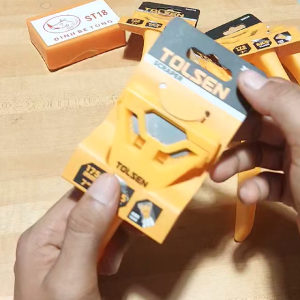 Một cây sủi vết bẩn tolsen cán nhựa