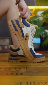 Sepatu Sneakers Pria Simple Model Terbaru Import K45 Kece