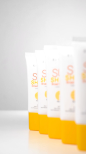 [Free EB Serum 20ml] Rivera Sun Shield Board Spectrum SPF 50 PA ++ - Hybrid Sunscreen