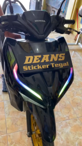 Stiker Alis Vario 125/150 Motif RGB Baru