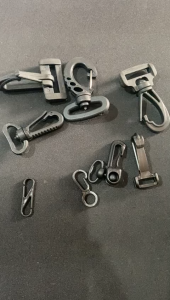 Cantolan / Kaitan Tas Plastik Hitam (isi 12 pcs)