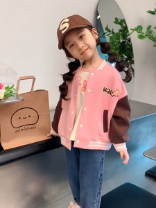 WANDER ชุดกันหนาวเด็กผู้หญิง เสื้อกันหนาวเด็กผู้หญิง ลายการ์ตูนน่ารักๆ เสื้อแจ็คเก็ตเบสบอลผ้าหนาและอบอุ่นในฤดูหนาวของเด็กผู้หญิง