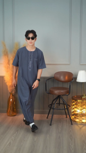 โต๊บชายแขนสั้น ยอดนิยม เนื้อผ้าทิ้งตัว ไม่ร้อน เหมาะสำหรับใส่ละหมาดออกงานอิสลาม AE66วาริสมุสลิม