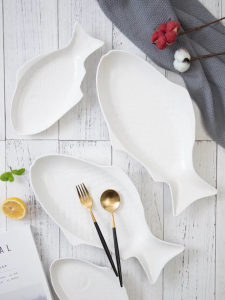 J Ceramics Kitchenware Creative Plate Fish Shaped Dish Ceramic Tableware Snack Storage Dinner Plate