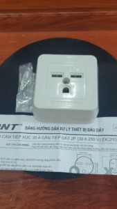 Ổ Cắm Bếp Từ Nhật 30A của DNT (10 x 10 x 5 cm)