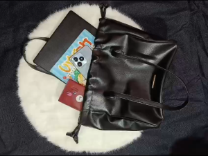 Totebag Zahra Travel Bag Tas Blanja 28x24