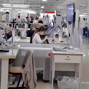 Thick Threaded Casual Vest: A Guide to Solid Color Youth Self-Cultivation