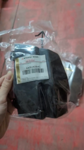 Ốp cản trước Móc kéo móc cứu hộ nắp cứu hộ xịn - Xpander Cross 2018-2021