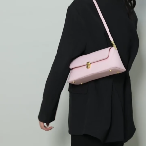 TAS SELEMPANG WANITA: PRATIS & BEST SELLER