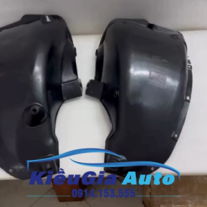 Chắn bùn lòng dè sau Kia Carens 2007-2016 868211D010 868221D010 Chính hãng