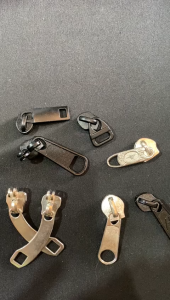 Kepala Resleting No.8: Aksesoris Pakaian Berkualitas Tinggi