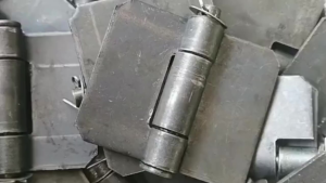 Heavy Duty Gate Cylindrical Hinge Truck Tank Flag Hinges Big Gate Welding Hinge