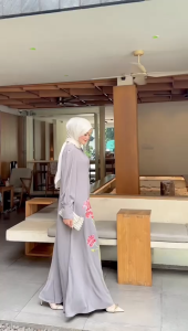 Seri Pakaian Divya I oleh MDLY