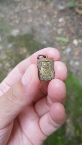 เหรียญหลวงพ่อสุ่น วัดปากน้ำแหลมสิงห์ จ.จันทบุรี ประมาณปี2520 (รุ่น8)