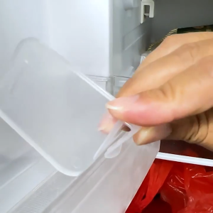 BabyShop-C1126 Sekat Pembatas Kulkas Refrigerator Divider Sekat Partisi Serbaguna / Organizer Rak