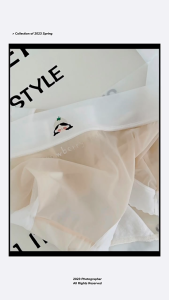 【DeLight】 Super Thin Underwear Women Underpants Fast Dry Light Under Pants 薄如蝉翼少女感春夏飘飞草莓女孩冰丝裸感女士内裤轻无感速干
