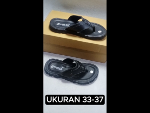 Sandal Jepit Pria & Anak: Tips Memilih Sandal Slip On Berkualitas