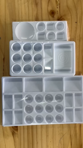 1 ชิ้น จานสี จานผสมสี จานสีพลาสติก ถาดสีน้ำ ถาดสีพลาสติก 7หลุม