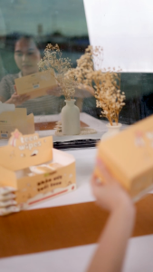 (HÀNG CÔNG TY) Hộp 20 gói khăn ướt quốc dân Teen Wipes EcoWipes gói 8 tờ không mùi mini size nhỏ gọn tiện lợi