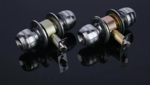 ลูกบิดประตูสแตนเลส ลูกบิดสแตนเลส (มีกุญแจ) กันสนิม  ติดตั้งง่าย ใช้สำหรับประตู ลูกบิดประตู