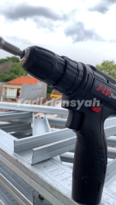 Mesin Bor Tangan Tanpa Kabel JLD Tools 12S 12 Volt: Alat Bor Cordless yang Mudah Digunakan dan Praktis