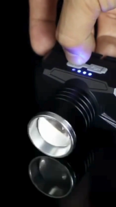 Senter Kepala ZOOM HUNTER ZXT-3018 LED 100 Watt | Senter Kepala Super Terang Hunter ZXT-3018 Zoom Laser Waterproof Baterai 4800mAh Rechargeable Isi Ulang USB Tipe-C Tahan Sampai 30 Jam | Gallery Audio