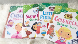 Cinderella/Snow White/Little Red Riding Hood/Goldilocks Sticker Fun With Over 100 Stickers