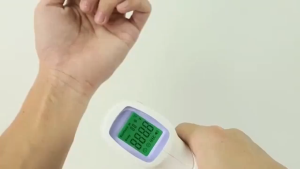 Nhiệt Kế Hồng Ngoại Điện tử Đo thân nhiệt Đo sữa nướcĐo nhiệt độ cảnh báo thông minh [ FULLBOX Tăng Kèm 2 Pin AAA ]