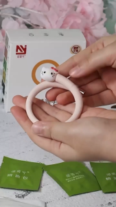 สายรัดกันยุง สายรัดข้อมือป้องกันยุง กำไลไล่ยุงกลิ่นตะไคร้ สร้อยข้อมือป้องกันยุง ยากันยุงติดทนนาน 90 วัน ปล่อยก๊าซไล่ยุง